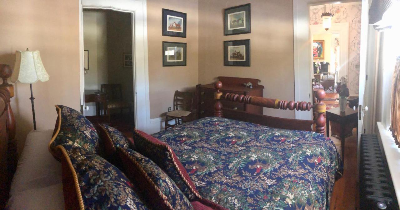 Oakcliff Bed And Breakfast Halfmoon Dış mekan fotoğraf