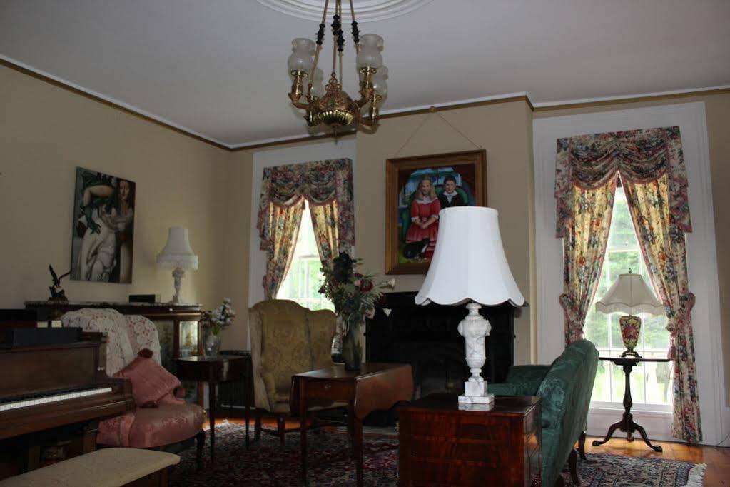 Oakcliff Bed And Breakfast Halfmoon Dış mekan fotoğraf